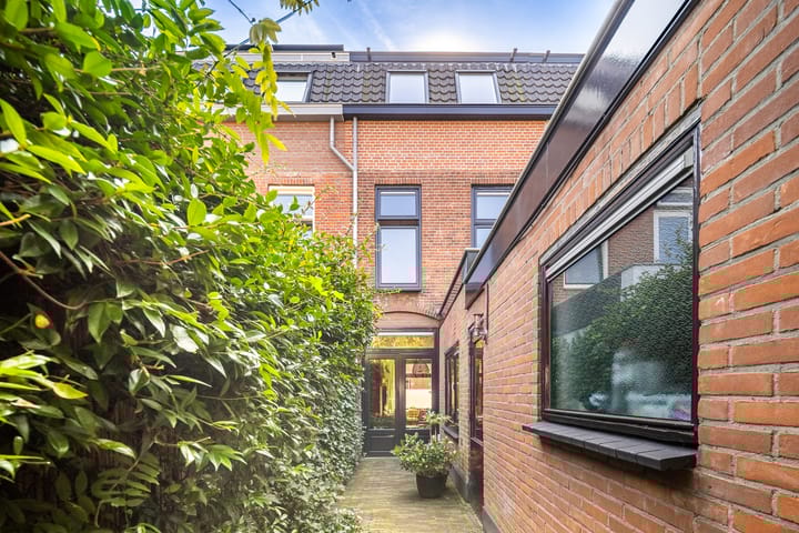 Foto 33 van Van Imhoffstraat 47