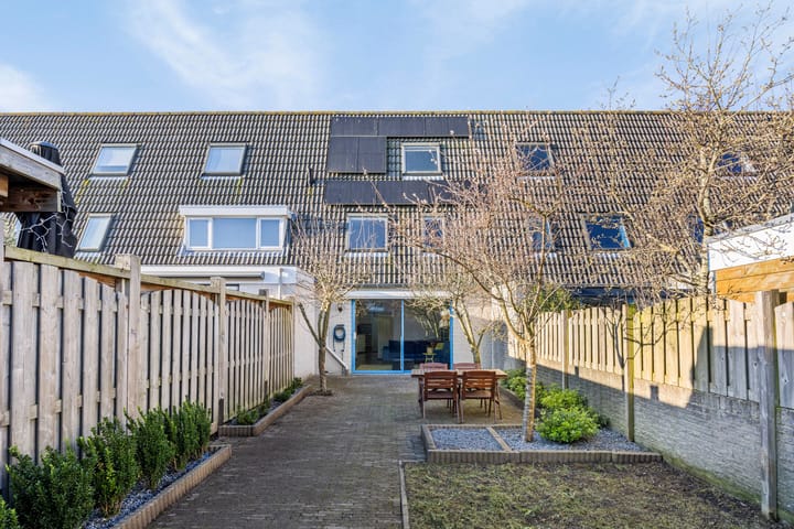 Photo 18 of Vera Bondamstraat 12