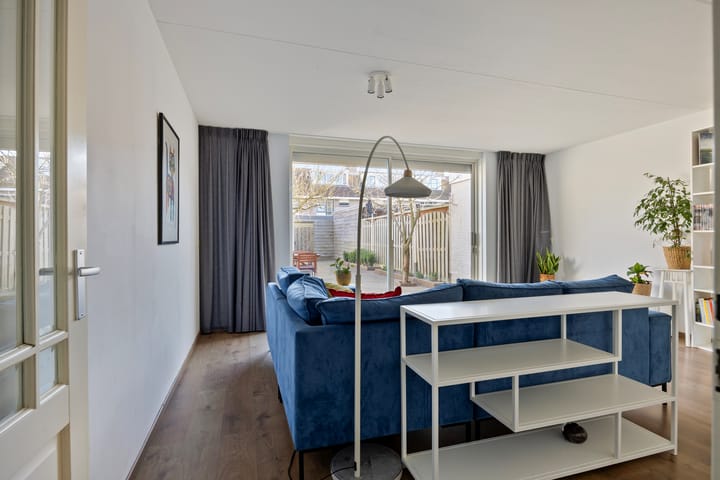 Photo 13 of Vera Bondamstraat 12