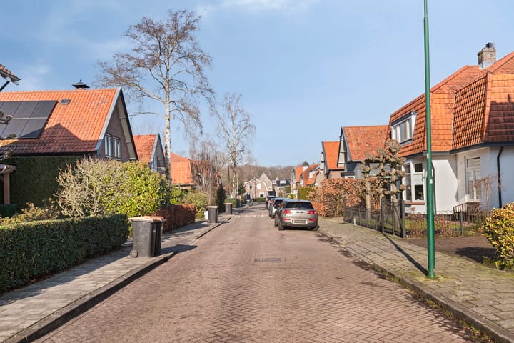 Foto 45 van Heuvelweg 35