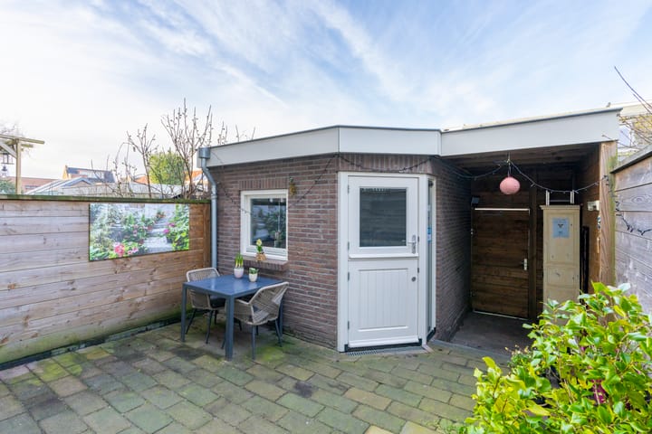 Photo 21 of Julianaweg 455