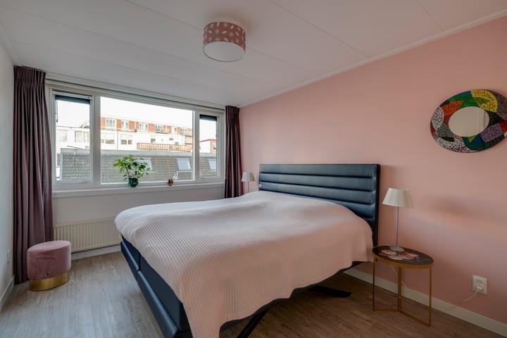 Photo 28 of Julianaweg 455