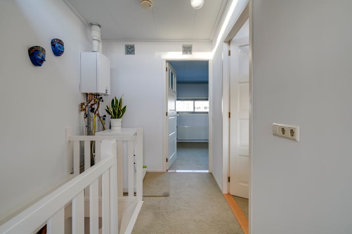 Photo 37 of Julianaweg 455