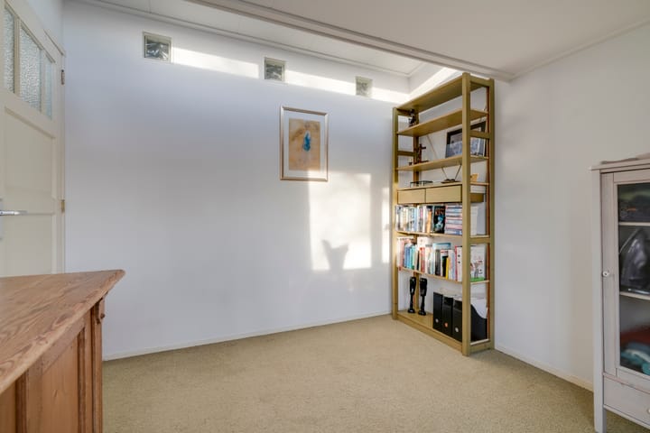 Photo 43 of Julianaweg 455