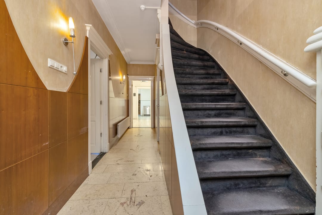 Photo 7 of Mecklenburgstraat 19