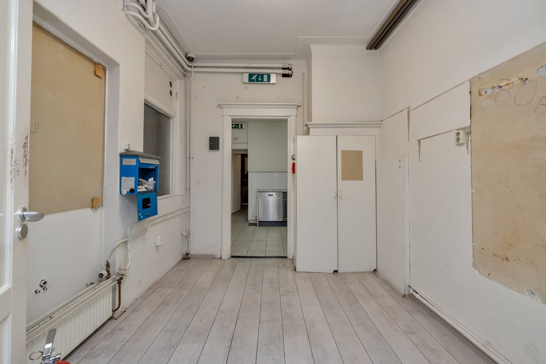 Photo 11 of Mecklenburgstraat 19