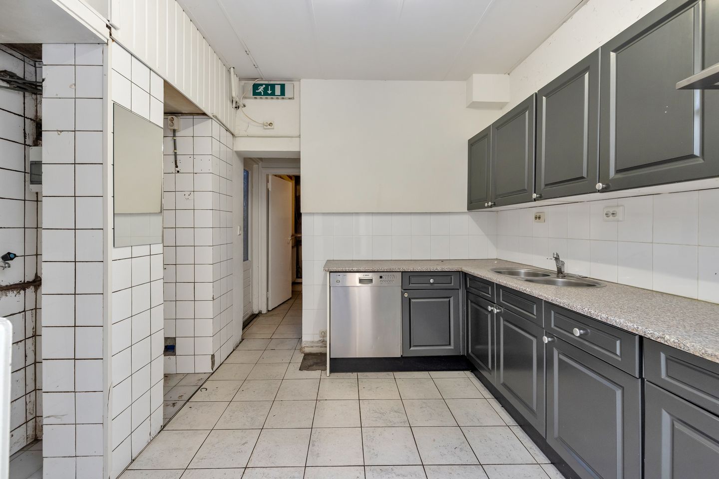 Photo 14 of Mecklenburgstraat 19