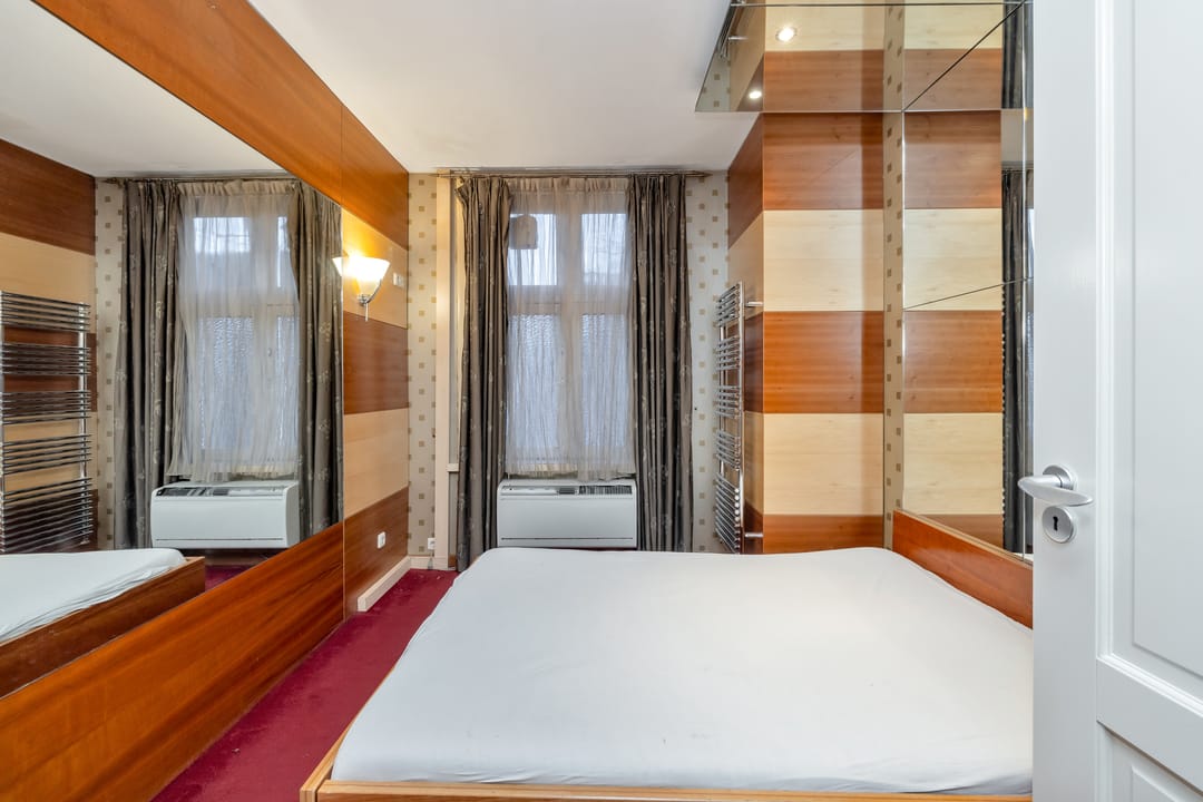 Photo 23 of Mecklenburgstraat 19