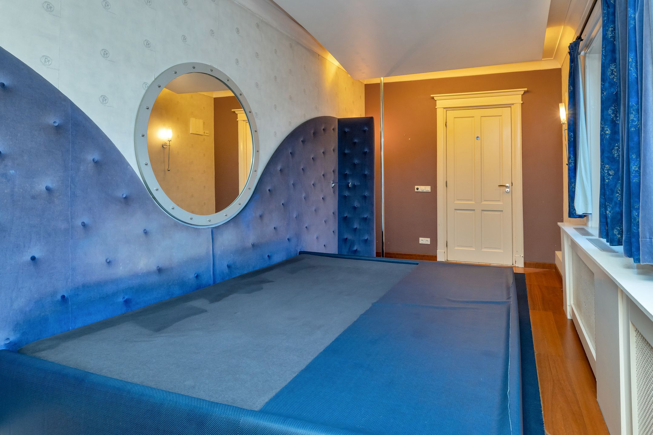 Photo 33 of Mecklenburgstraat 19