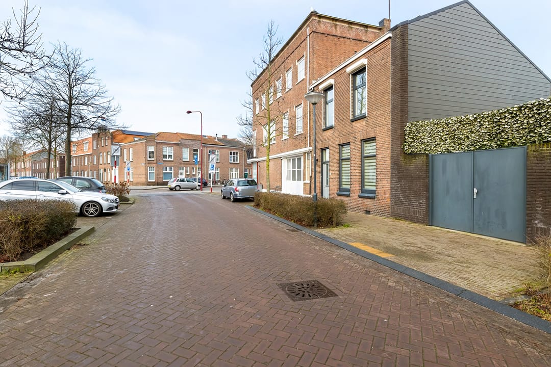 Photo 1 of Verkuijl Quakkelaarstraat 157