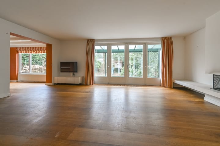 Foto 4 van Charlotte de Bourbonlaan 27