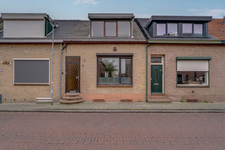 Foto 1 van Stokkumseweg 6