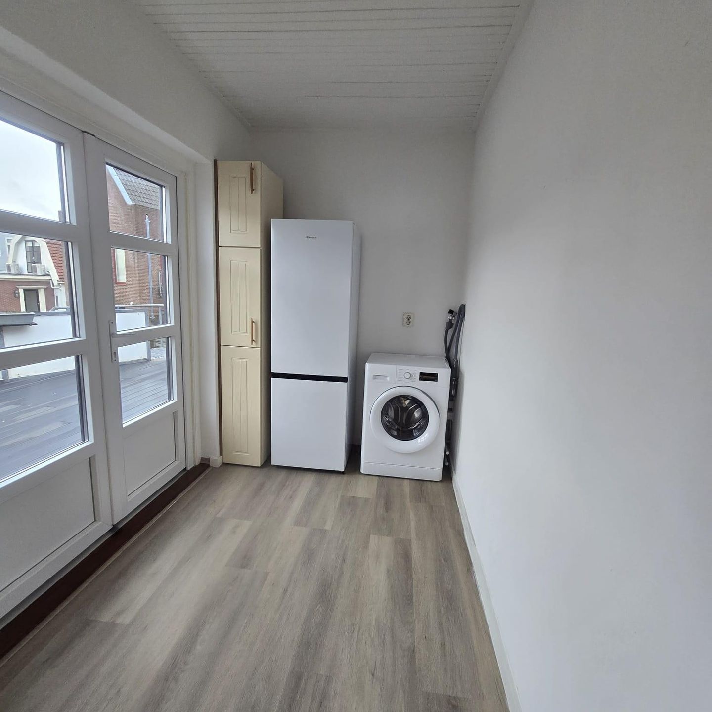 Photo 5 of Prins Hendrikstraat 1-B