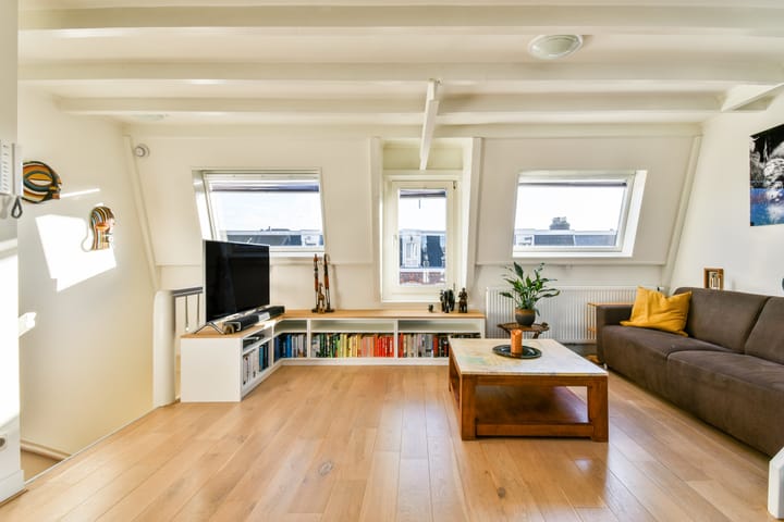 Foto 6 van Van Hogendorpstraat 146-3