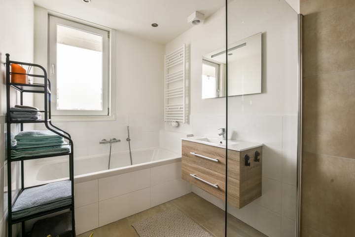 Foto 24 van Van Hogendorpstraat 146-3