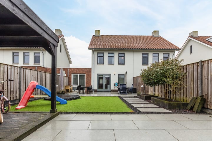 Foto 5 van Zomereik 15