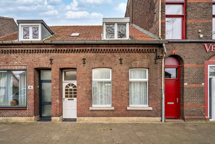 Foto 1 van Baarlosestraat 20