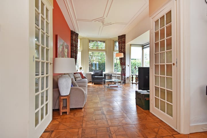 Foto 10 van Koninginnelaan 33