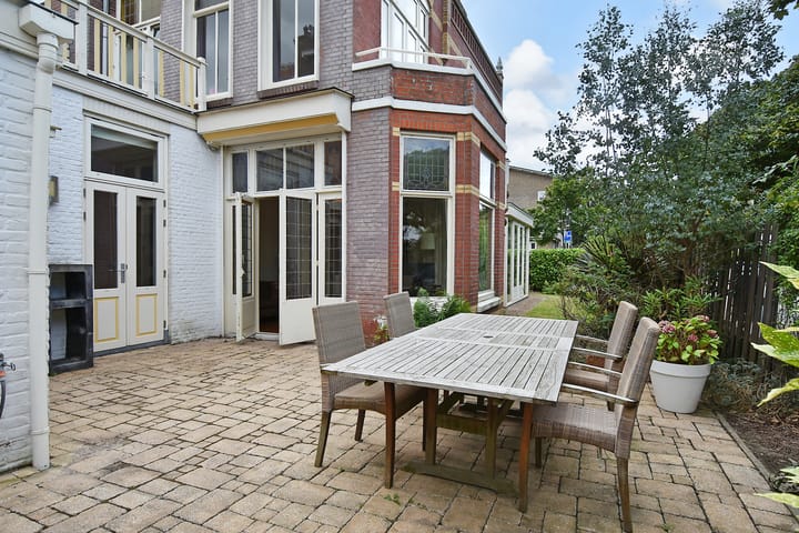 Foto 24 van Koninginnelaan 33