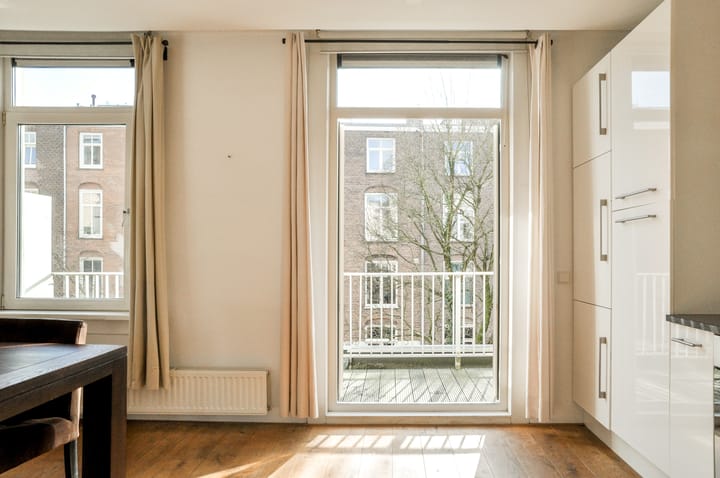 Foto 14 van Deymanstraat 16-2