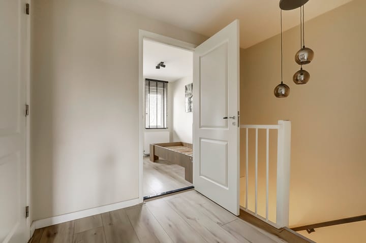 Foto 11 van Claude Debussystraat 9