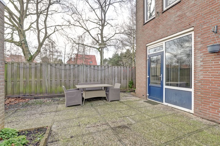 Foto 24 van Claude Debussystraat 9