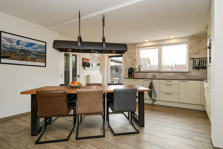 Foto 8 van Heierveldlaan 11