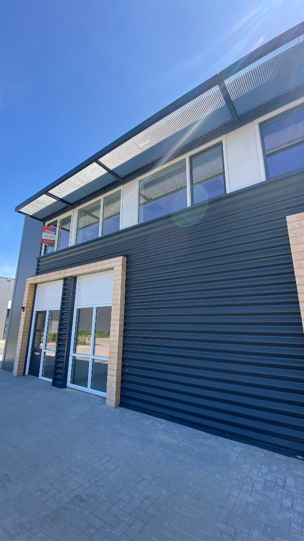 Bekijk foto 2 van Industrieweg 6