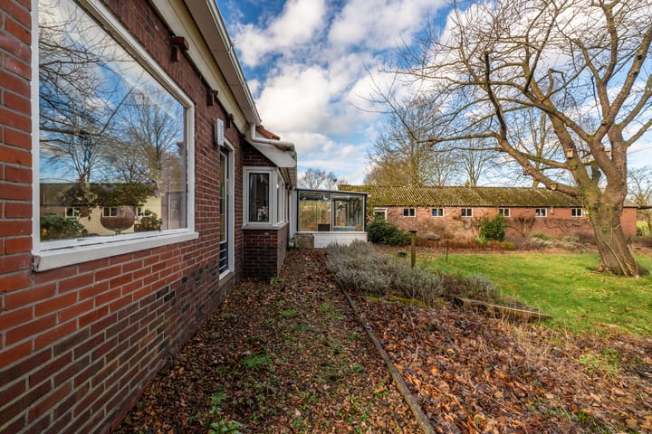 Foto 18 van J. Buiskoolweg 4