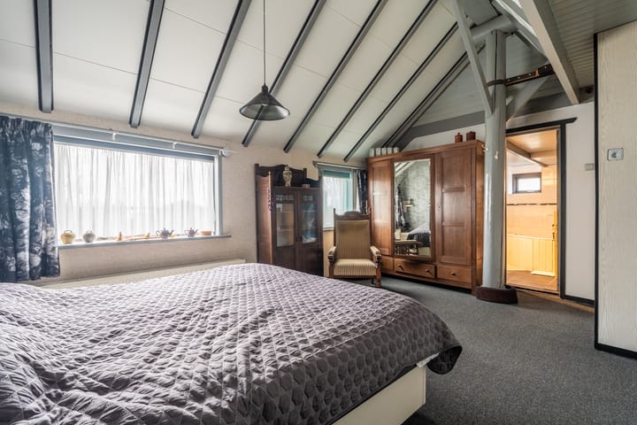 Foto 40 van J. Buiskoolweg 4