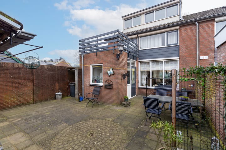 Foto 4 van van Goghstraat 22