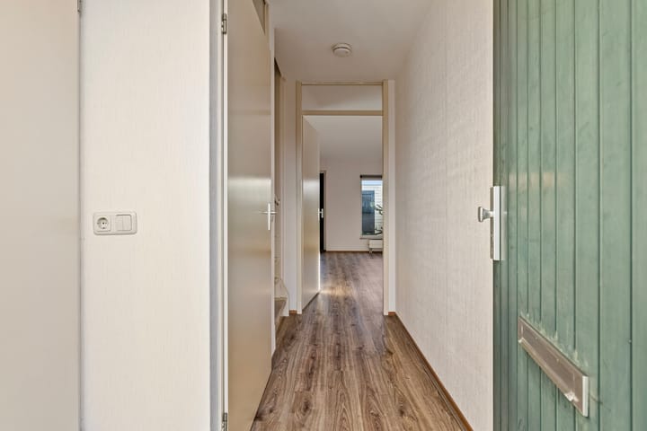 Foto 8 van Roosduinen 25