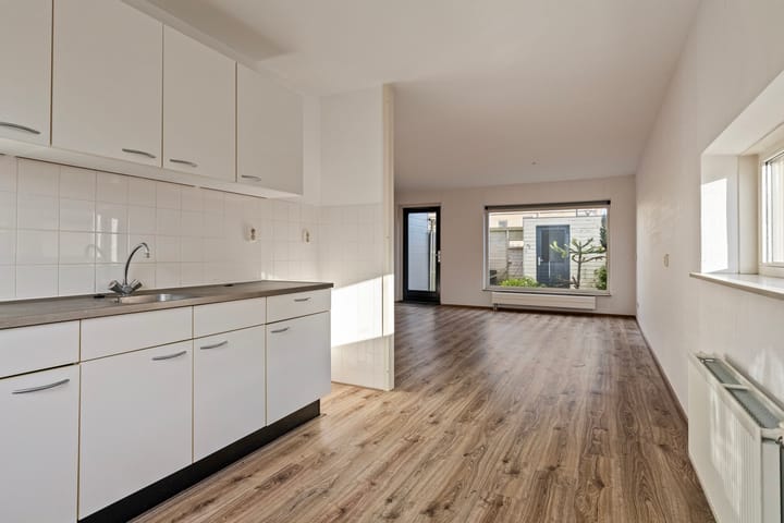 Foto 16 van Roosduinen 25