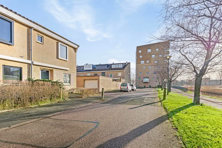 Foto 41 van Roosduinen 25