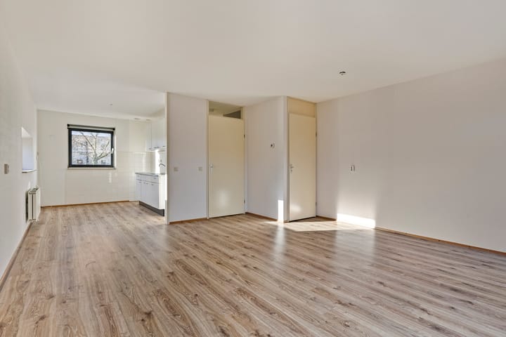 Foto 2 van Roosduinen 25