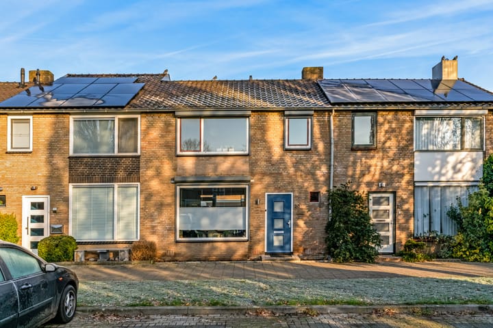 Photo 1 of Van Limburg Stirumstraat 20