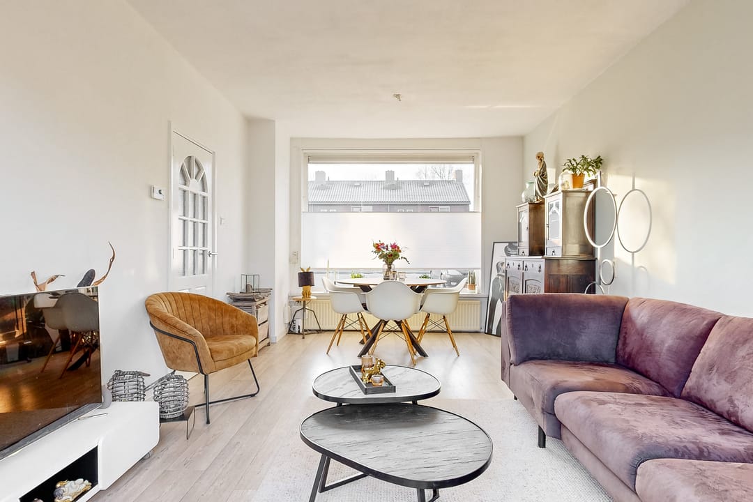 Foto 2 van Van Limburg Stirumstraat 20