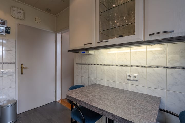 Photo 11 of Lokkenstraat 10