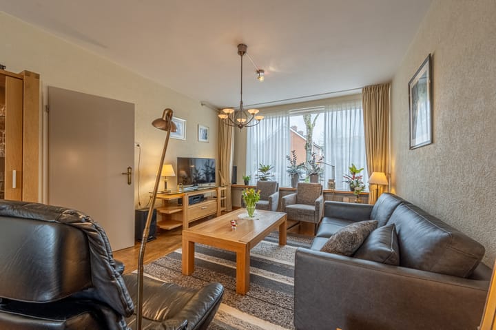 Photo 13 of Lokkenstraat 10