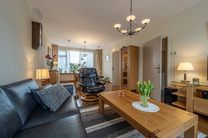 Photo 17 of Lokkenstraat 10