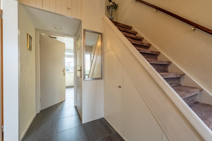 Photo 19 of Lokkenstraat 10