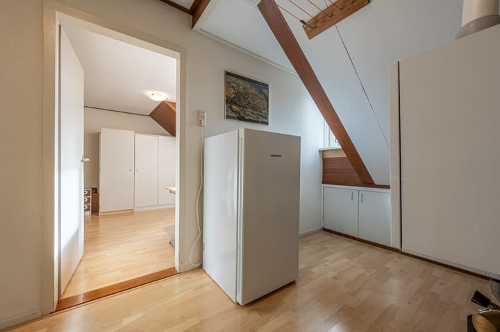 Photo 34 of Lokkenstraat 10