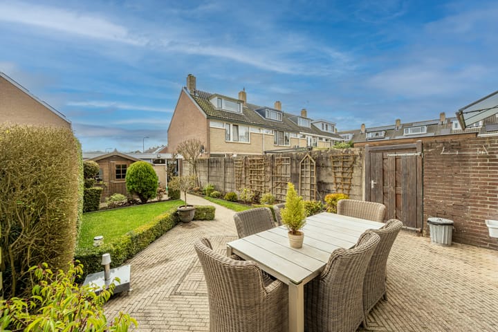 Photo 44 of Lokkenstraat 10