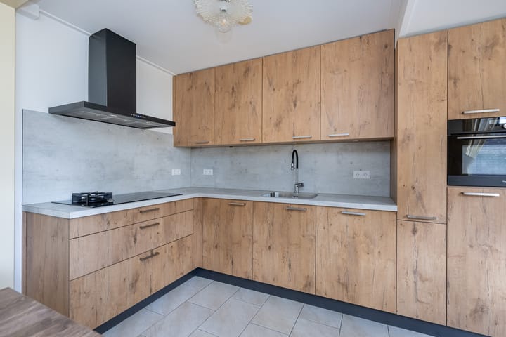 Foto 8 van de Ruijterstraat 2