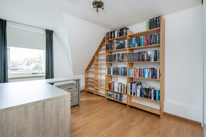 Foto 17 van de Ruijterstraat 2