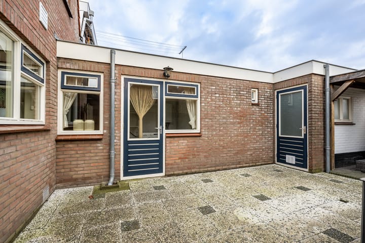 Foto 22 van de Ruijterstraat 2