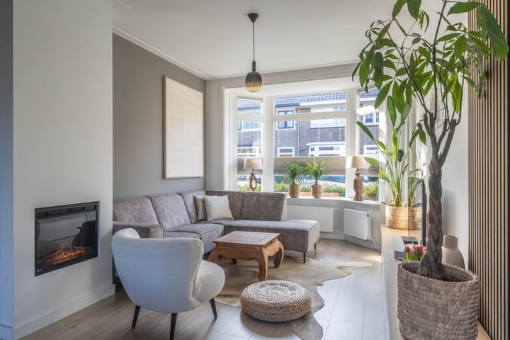 Foto 3 van Strick van Linschotenstraat 3