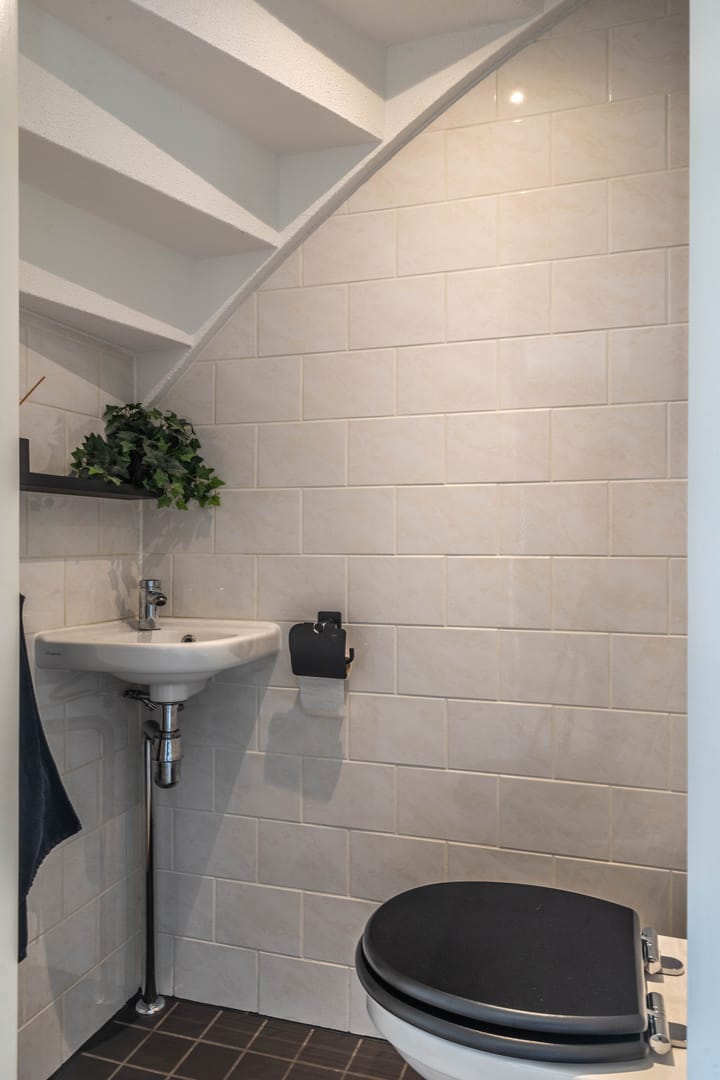 Foto 14 van Strick van Linschotenstraat 3