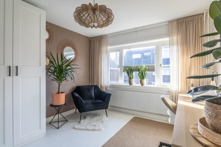 Foto 20 van Strick van Linschotenstraat 3