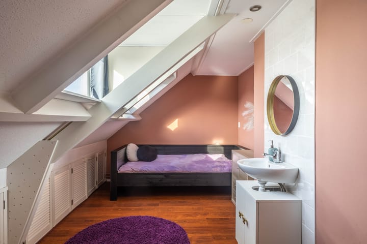 Foto 29 van Strick van Linschotenstraat 3